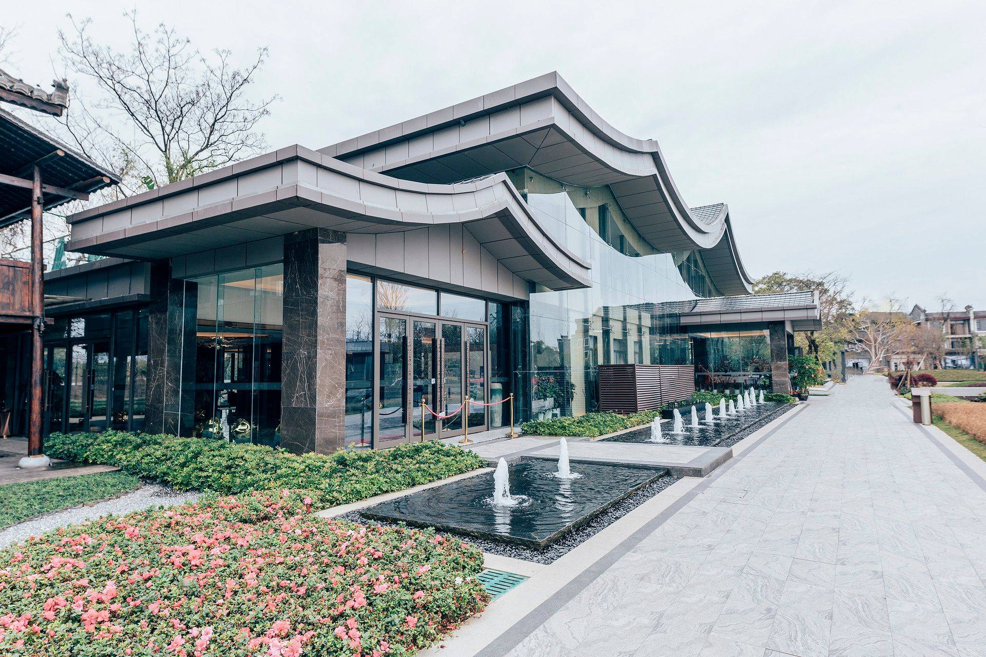 物业服务合同是否属于委托合同？开云 开云体育官网