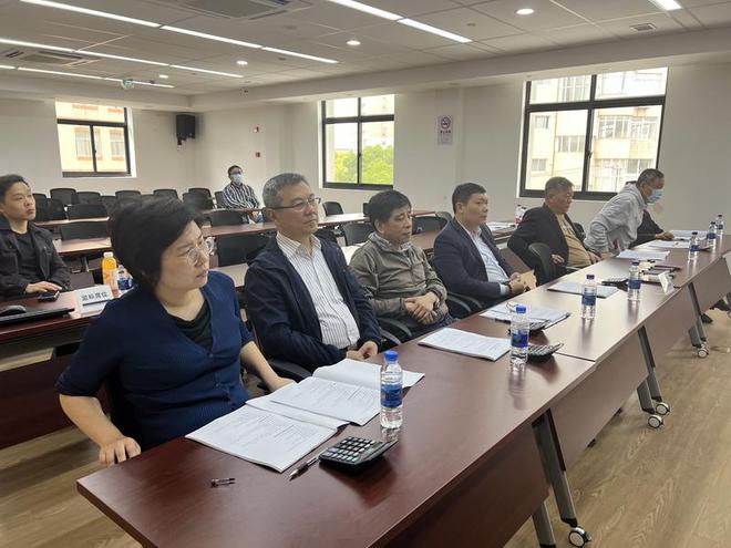 开云体育 开云平台“袖珍小区”物业“团购”：不合并未涨价上海三小区联合招标换来品牌物业(图4)