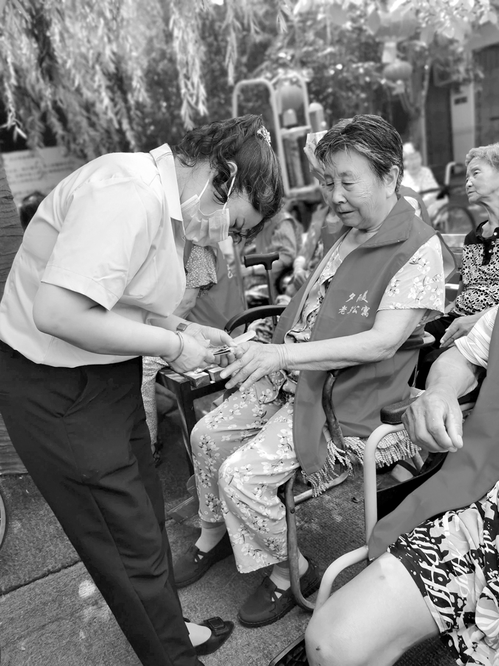 承担时代责开云体育 开云官网任 熔铸企业不凡——河南兴盾物业