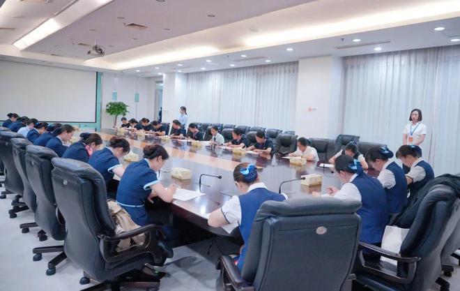 “笔尖”赛真章“练兵”强本领爱涛物业举办第九届“匠心开云APP 开云官网入口筑梦精致服务”员工技能大赛(图6) “笔尖”赛真章“练兵”强本领爱涛物业举办第九届“匠心开云APP 开云官网入口筑梦精致服务”员工技能大赛(图6)