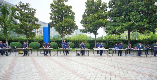 “笔尖”赛真章“练兵”强本领爱涛物业举办第九届“匠心开云APP 开云官网入口筑梦精致服务”员工技能大赛(图7) “笔尖”赛真章“练兵”强本领爱涛物业举办第九届“匠心开云APP 开云官网入口筑梦精致服务”员工技能大赛(图7)